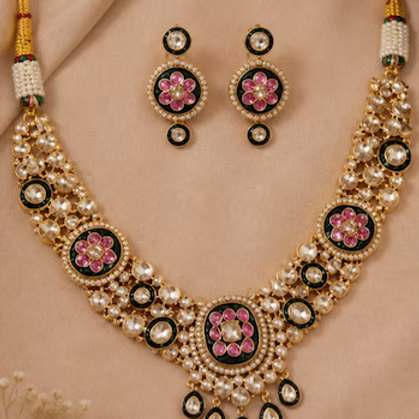 Noor Blossom Pearl Set